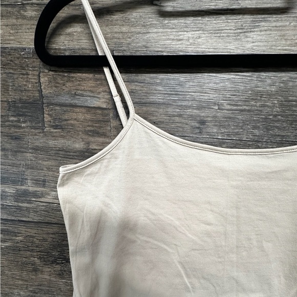 LOFT Cream Fitted Sleeveless Camisole Tank Top - Picture 4 of 6